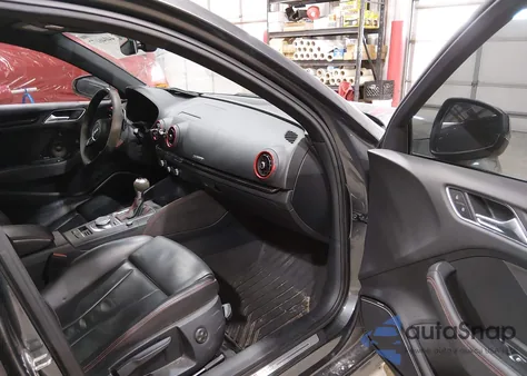 2019 Audi Rs 3 2.5T z USA, uszkodzony, nr VIN WUABWGFF0KA905933